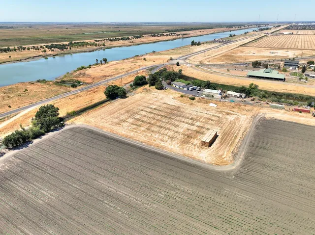 a view of an ocean and beach
