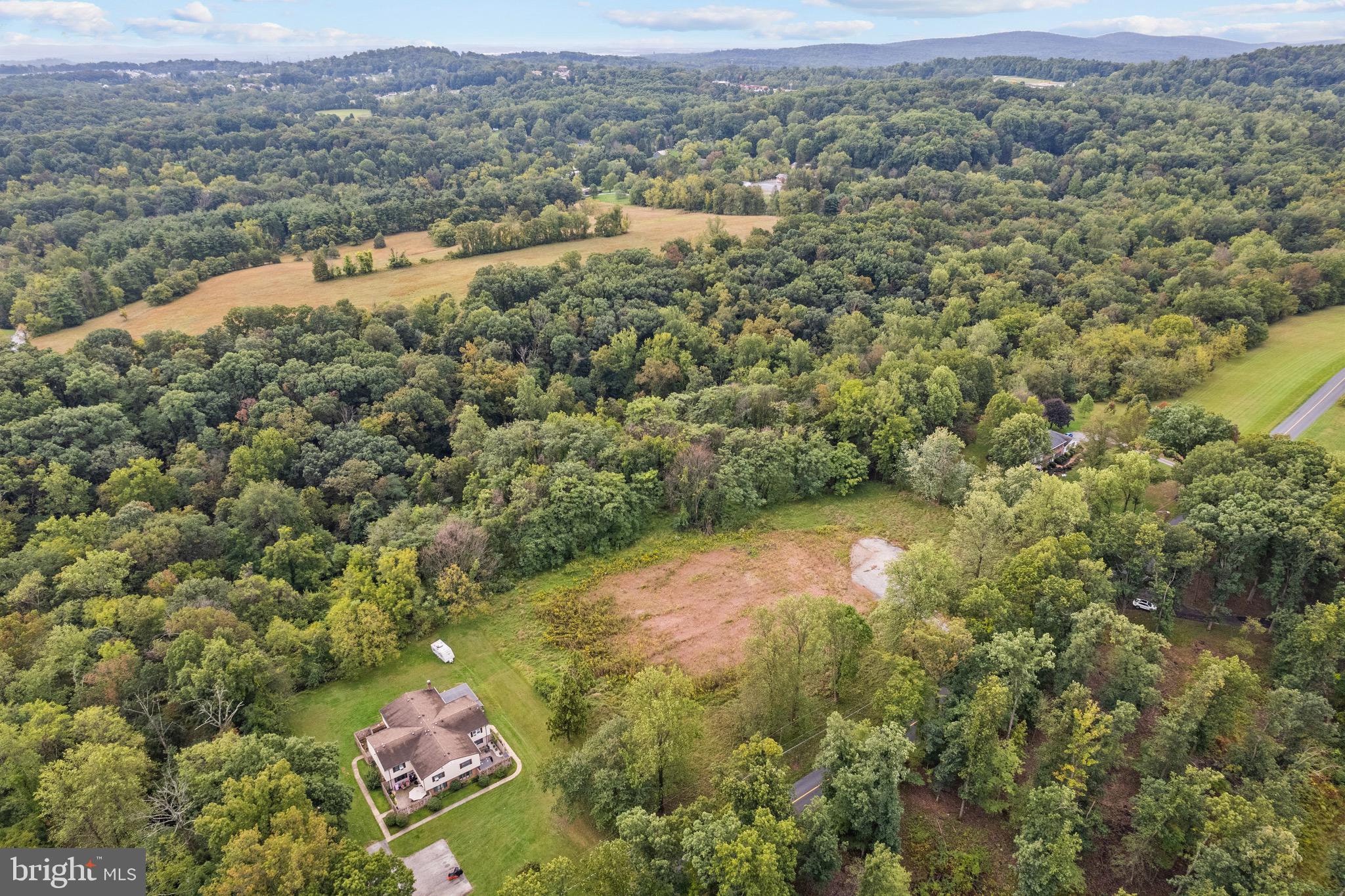 725 Cartref Road Etters, PA 17319 - Photo 3 of 10 Gallery Image 3