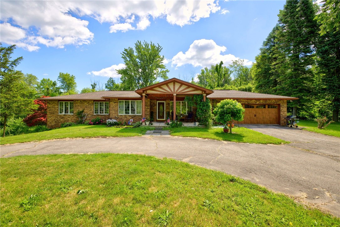 452 Plank Road Walworth, NY 14502 - Photo 7 of 38