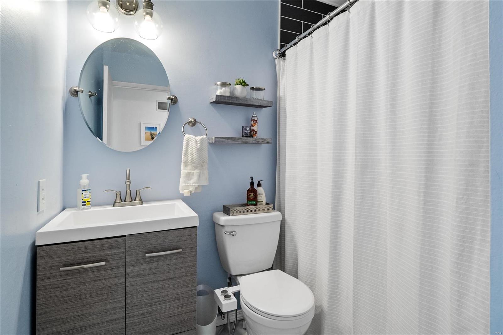 934 Imperial Point Ballwin, MO 63021 - Photo 22 of 36