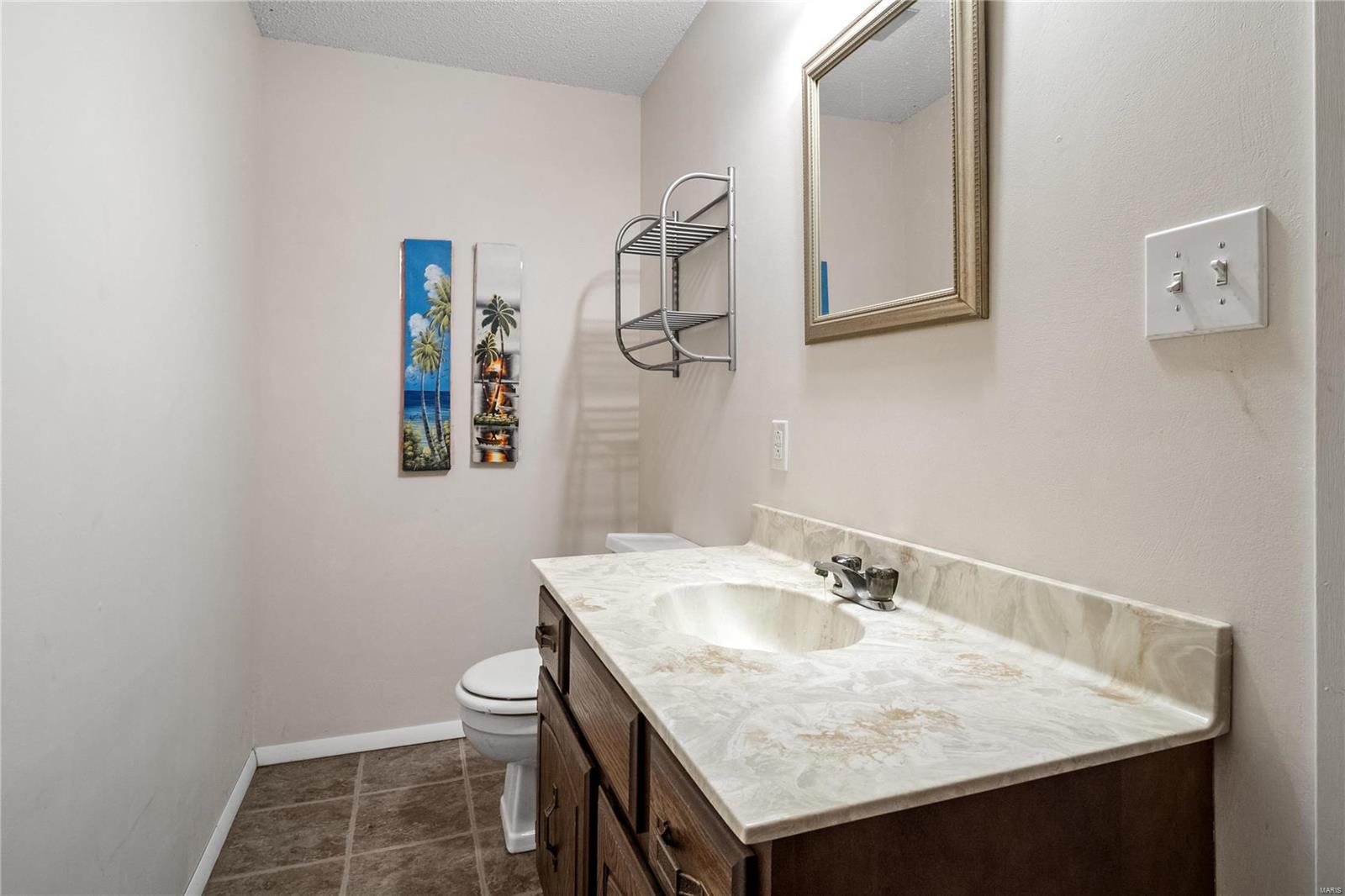 934 Imperial Point Ballwin, MO 63021 - Photo 28 of 36