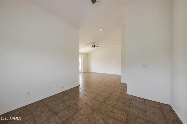 $2,095 | 5716 South 30th Lane, Phoenix, AZ 85041