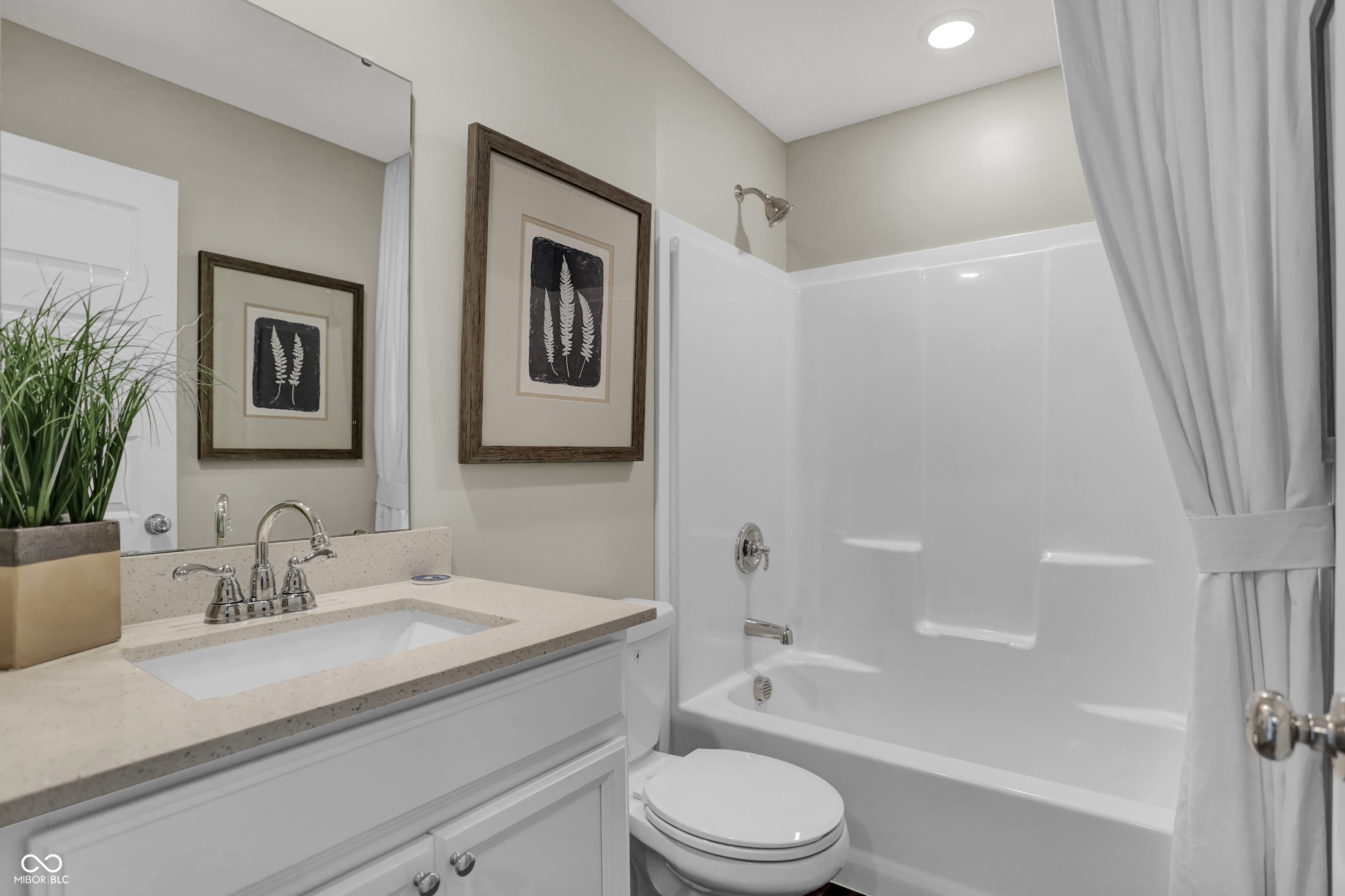 7231 Sayers Road Indianapolis, IN 46259 - Photo 10 of 40