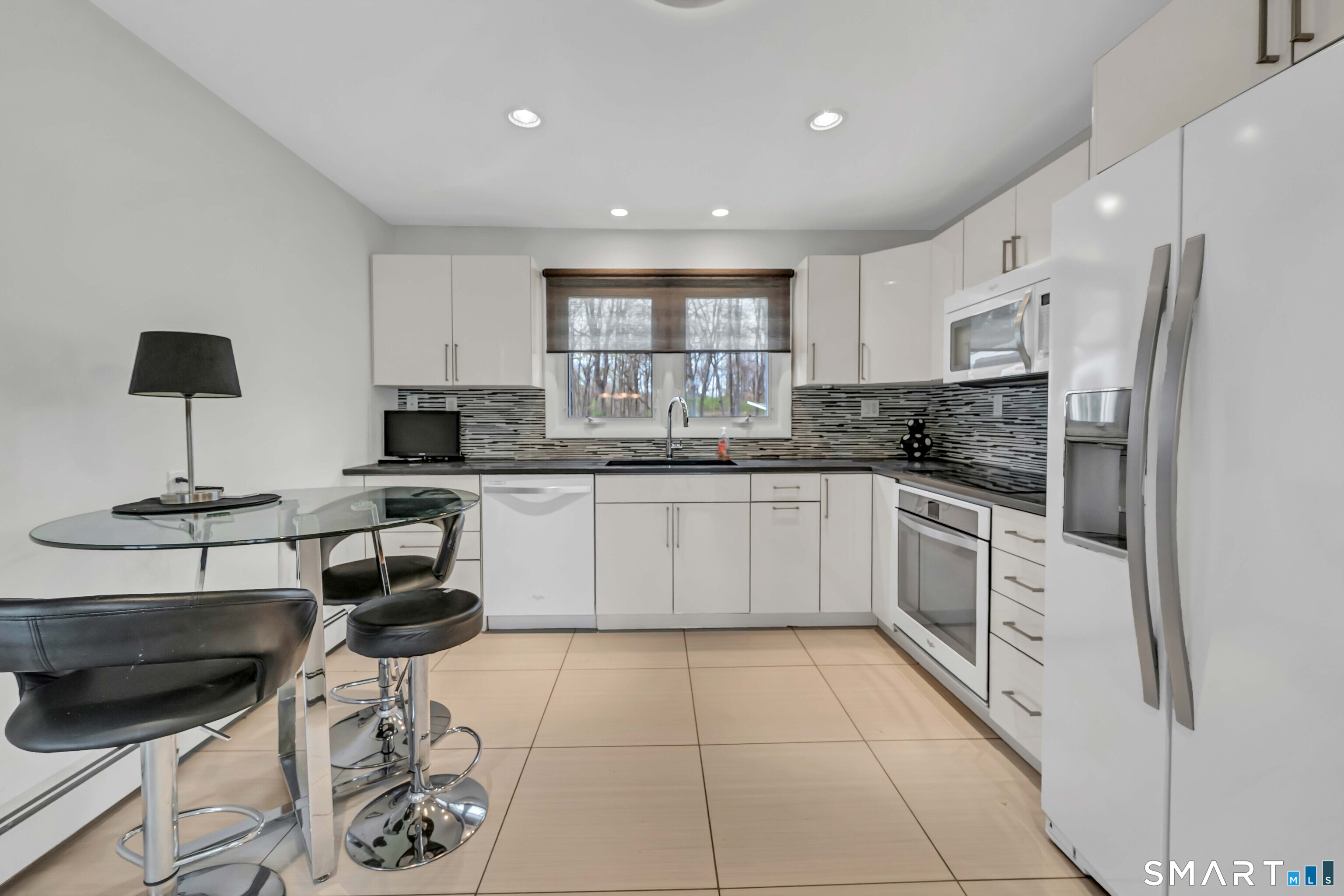 5 Wixon Road Danbury, CT 06811 - Photo 12 of 39