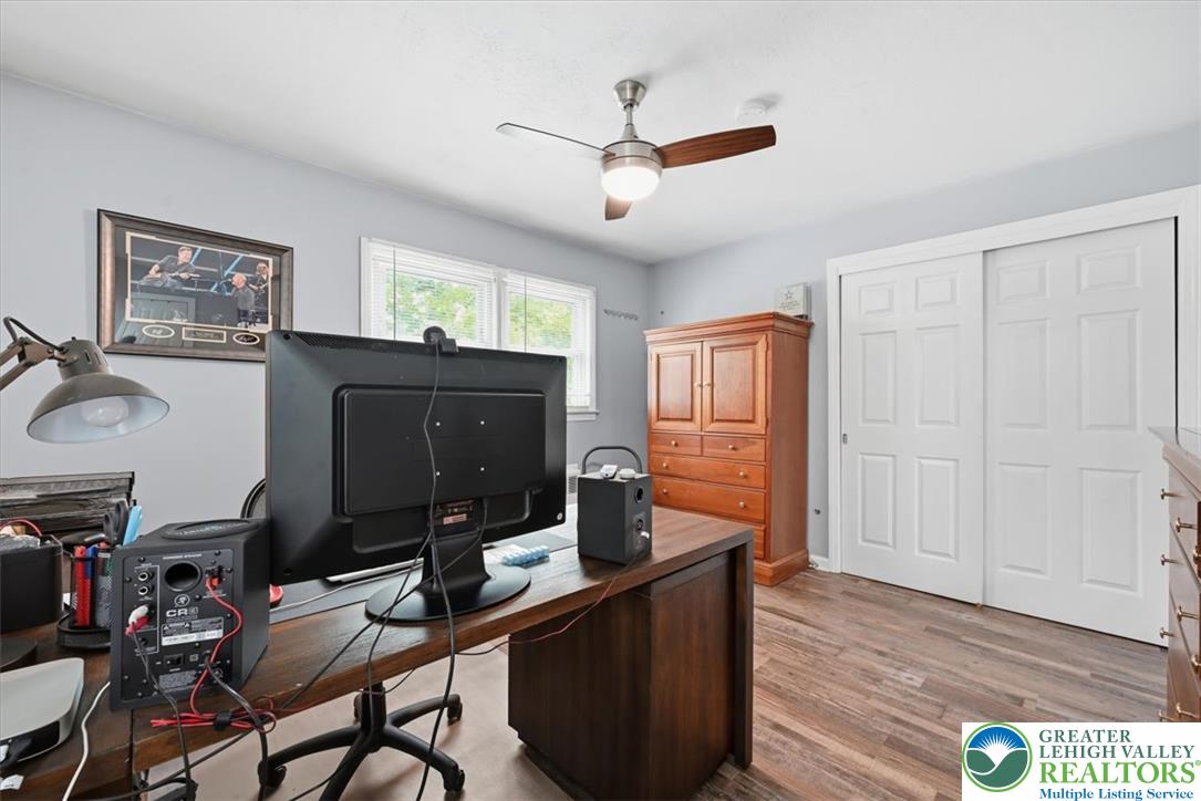 1928 Woodbury Road Bethlehem, PA 18017 - Photo 31 of 89
