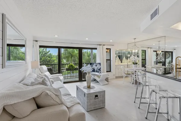 $5,000 | 1605 Highway 1, Unit V2203, Jupiter, FL 33477