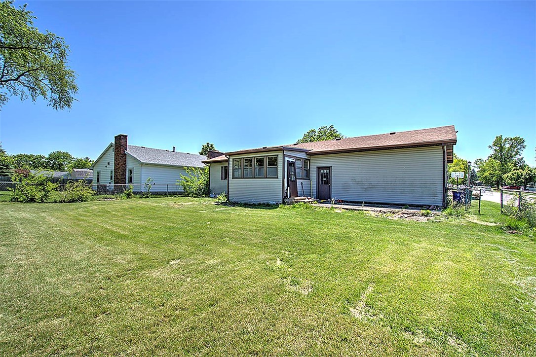 1970 Barding Avenue Decatur, IL 62526 - Photo 27 of 30