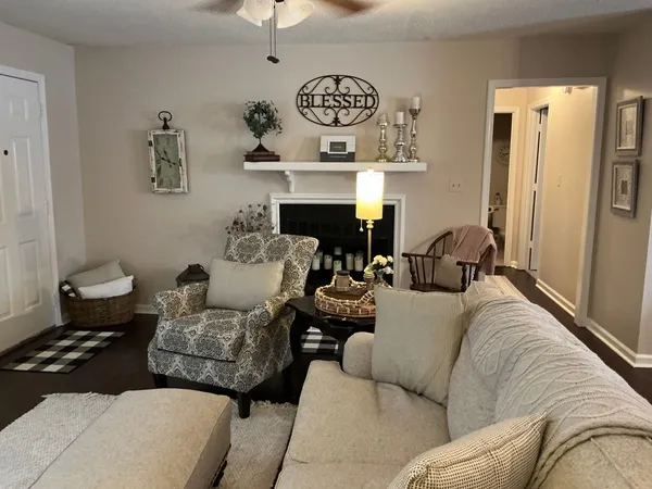 $1,695 | 2157 Watertown Place, Clarksville, TN 37043