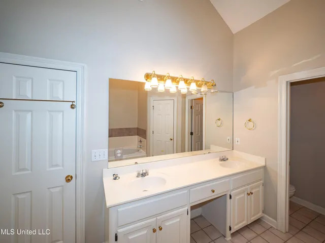 $287,500 | 21 Estates Drive, Flowood, MS 39232