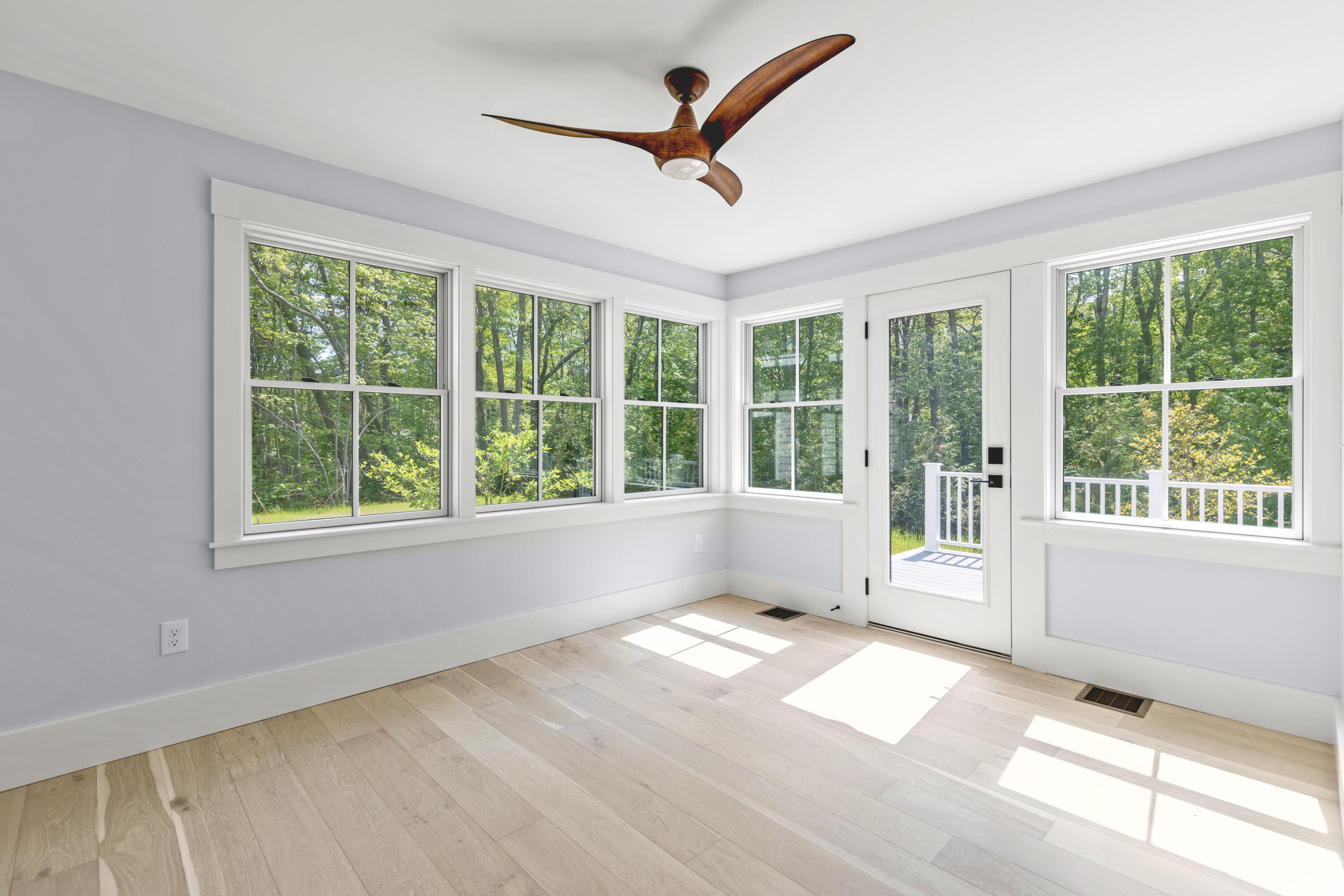 10 Slack Tide Road Kennebunkport, ME 04046 - Photo 28 of 68 Sunroom