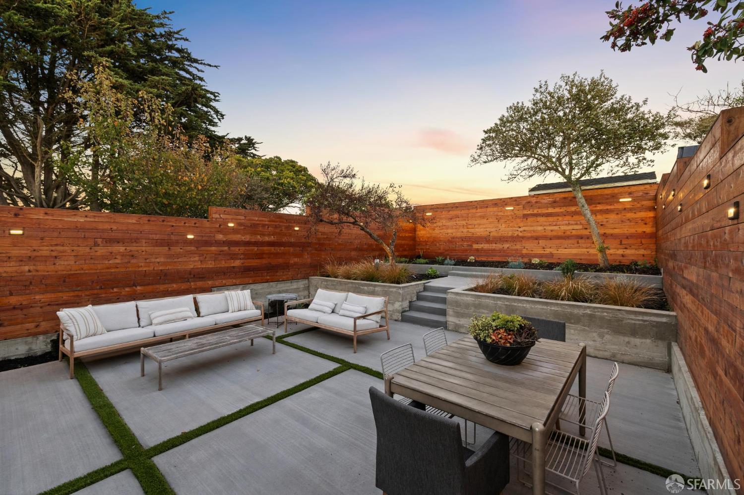 1726 30th Avenue San Francisco, CA 94122 - Photo 32 of 34 a view of sitting area with furniture and city view