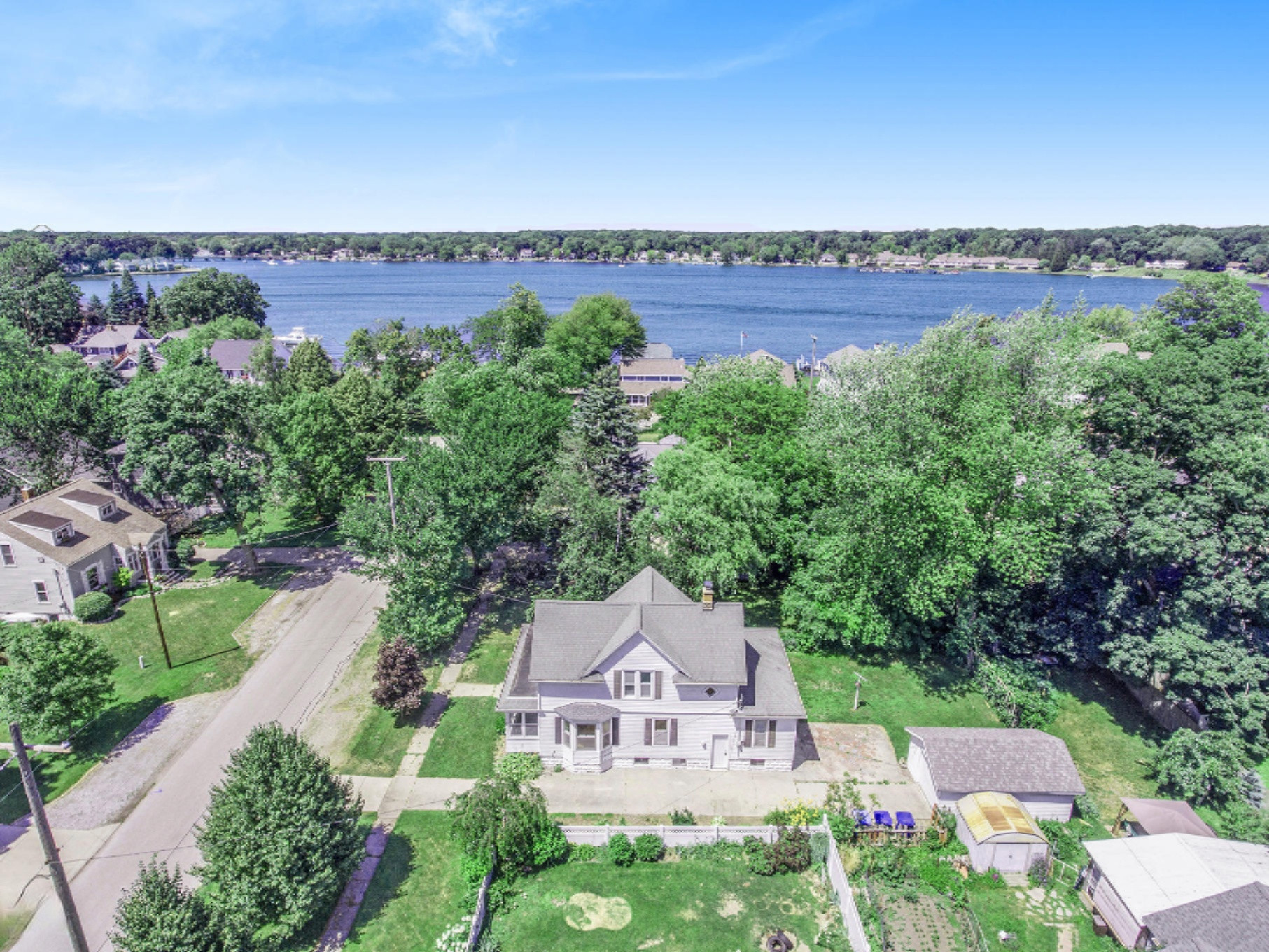 306 North Division Street Spring Lake, MI 49456 - Photo 23 of 26 DJI_0496-