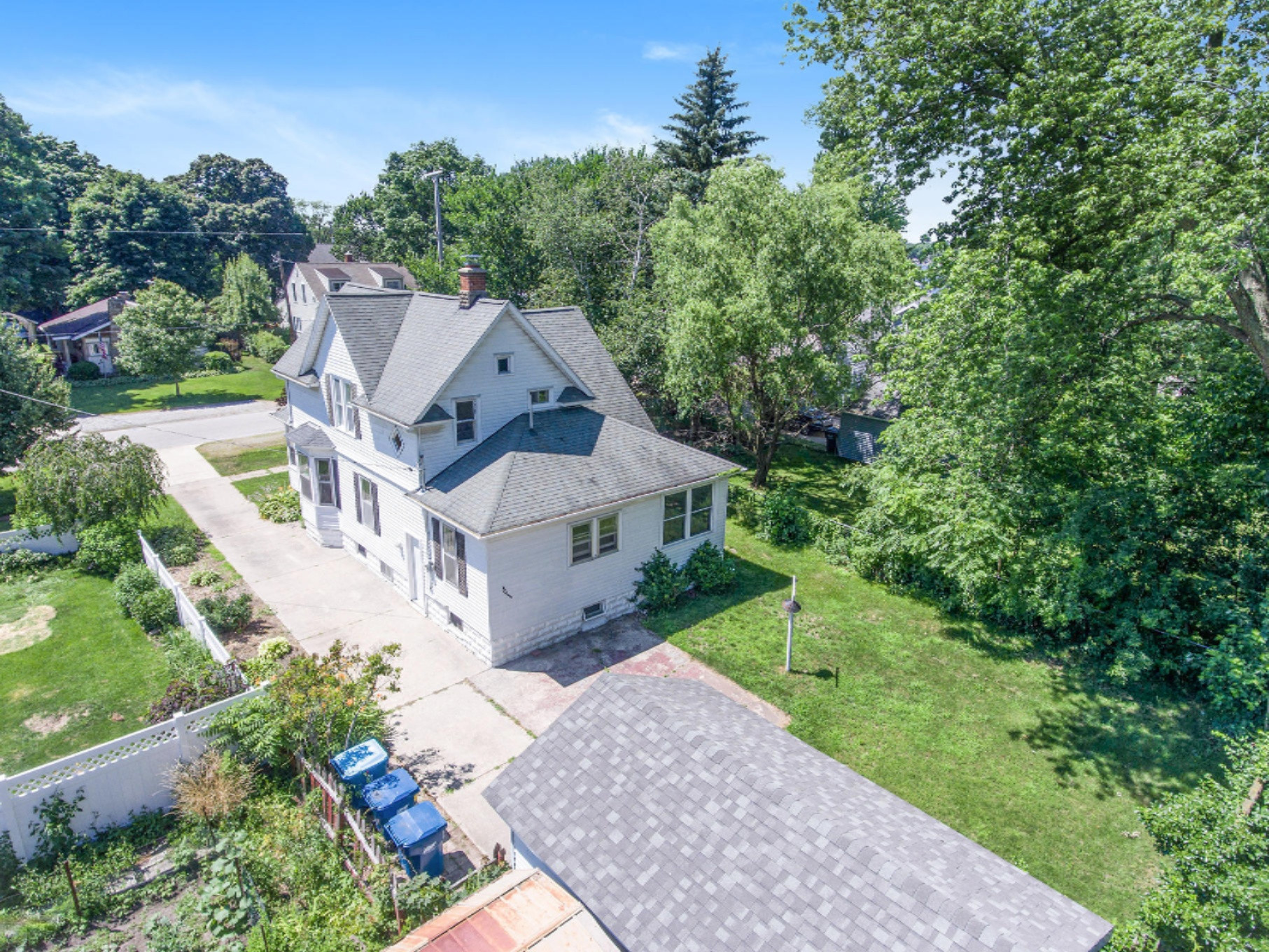 306 North Division Street Spring Lake, MI 49456 - Photo 25 of 26 DJI_0507