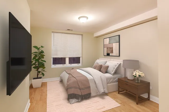 $230,000 | 1549 West Sherwin Avenue, Unit 106, Chicago, IL 60626