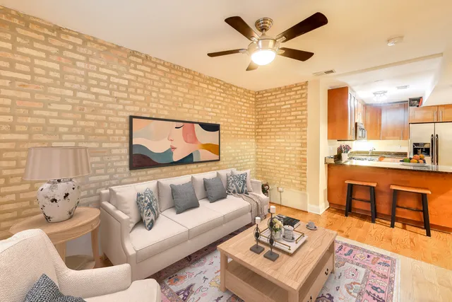 $230,000 | 1549 West Sherwin Avenue, Unit 106, Chicago, IL 60626