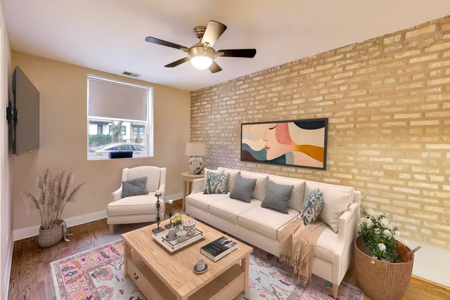 $230,000 | 1549 West Sherwin Avenue, Unit 106, Chicago, IL 60626