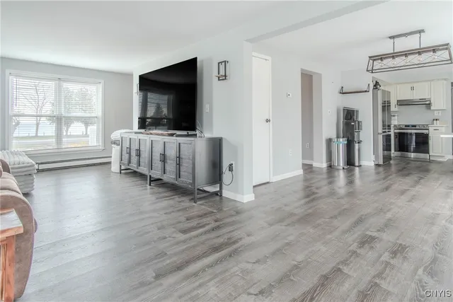 $319,900 | 5789 Nutting Street Road, Henderson, NY 13650