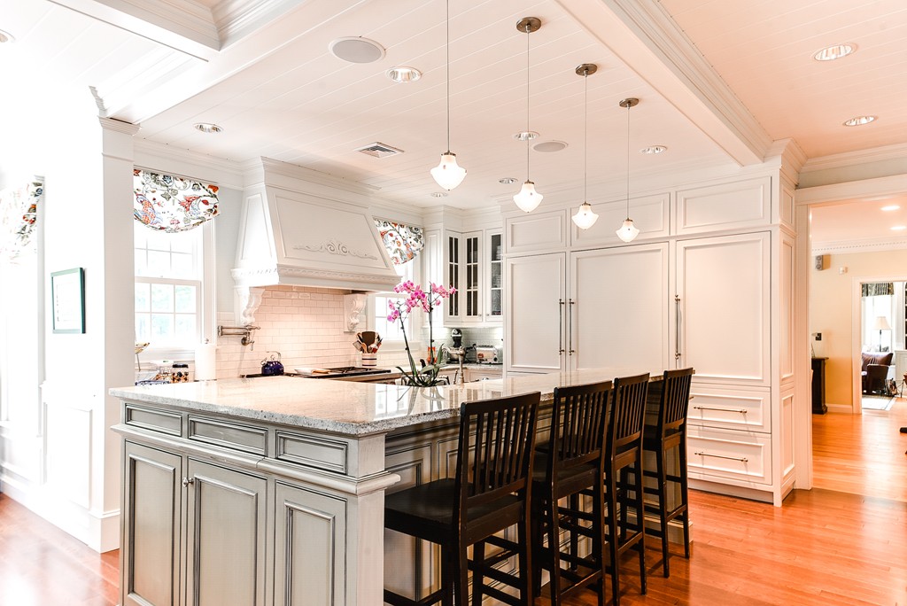 128 Dover Road Wellesley, MA 02482 - Photo 10 of 30