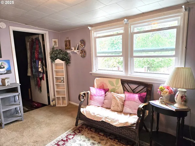 $375,000 | 150 Buena Vista Lane, Roseburg, OR 97471