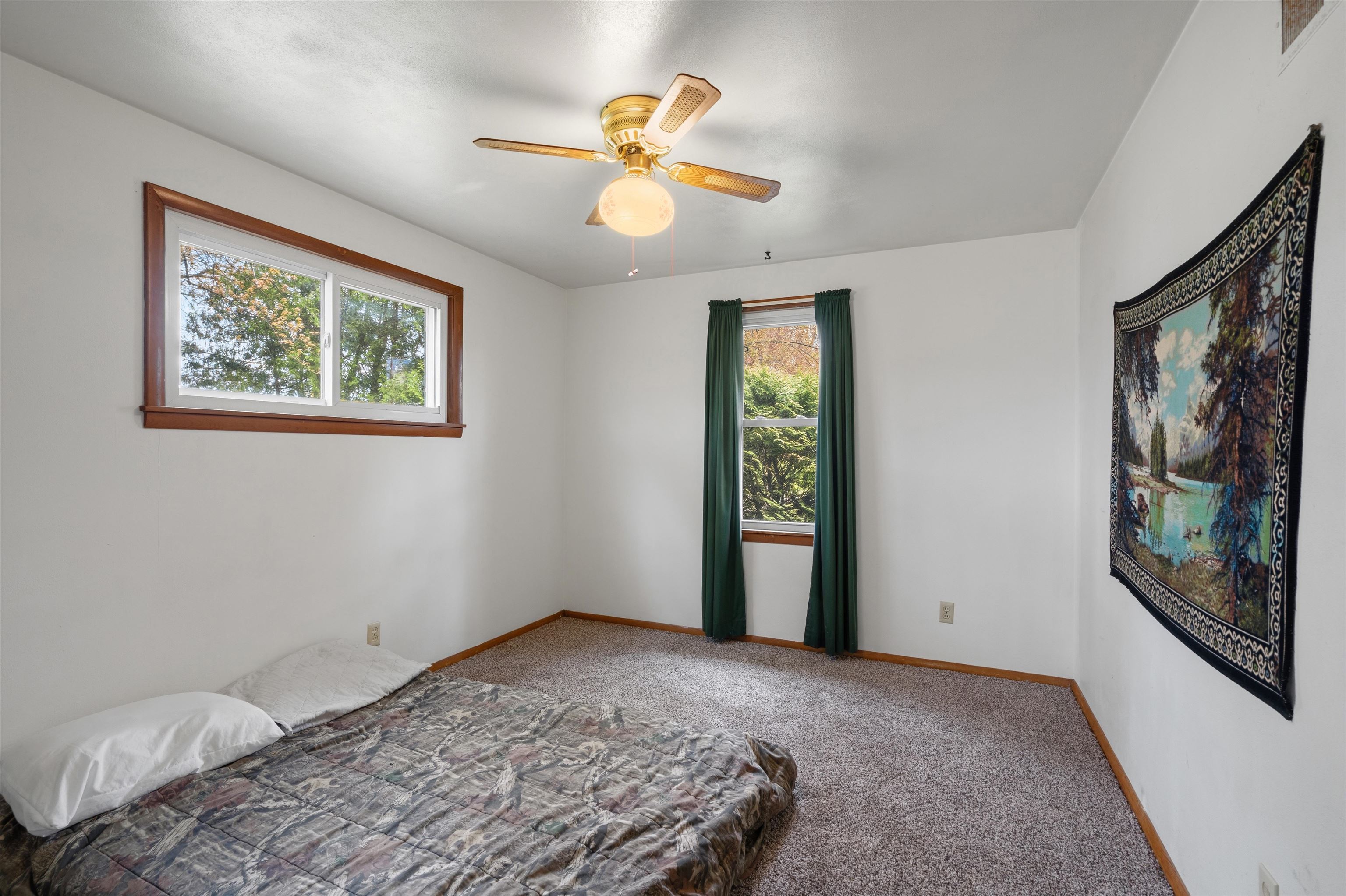 607 Hunters Point Road Neenah, WI 54956 - Photo 12 of 32