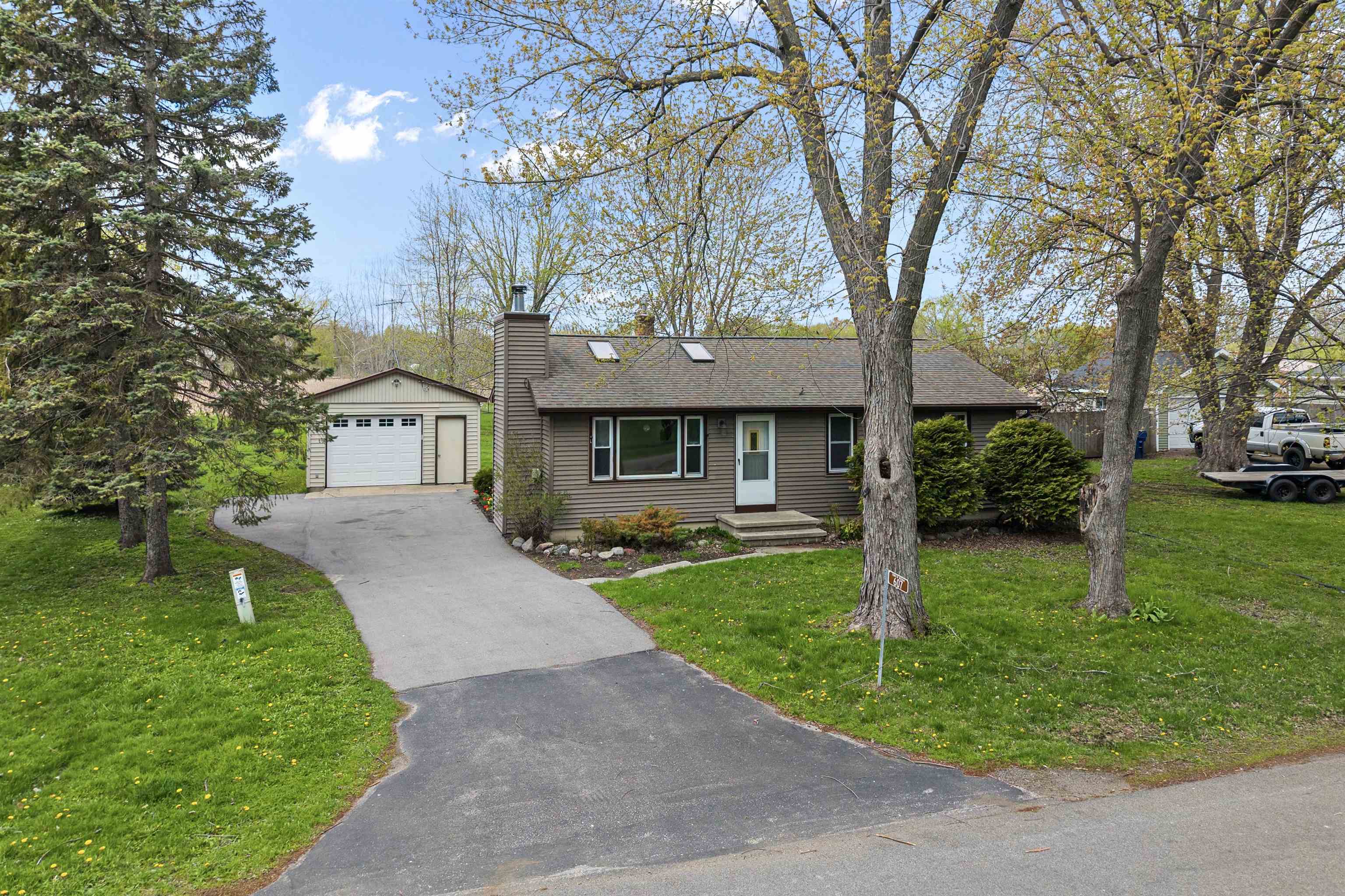 607 Hunters Point Road Neenah, WI 54956 - Photo 30 of 32