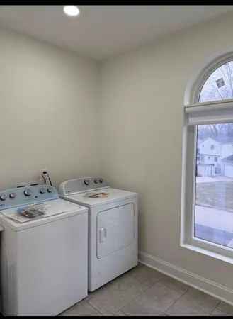 $2,950 | 2544 Eastlawn Avenue, Ypsilanti, MI 48197