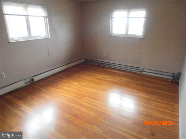 573 State Road Coopersburg, PA 18036 - Photo 5 of 12 Gallery Image 5