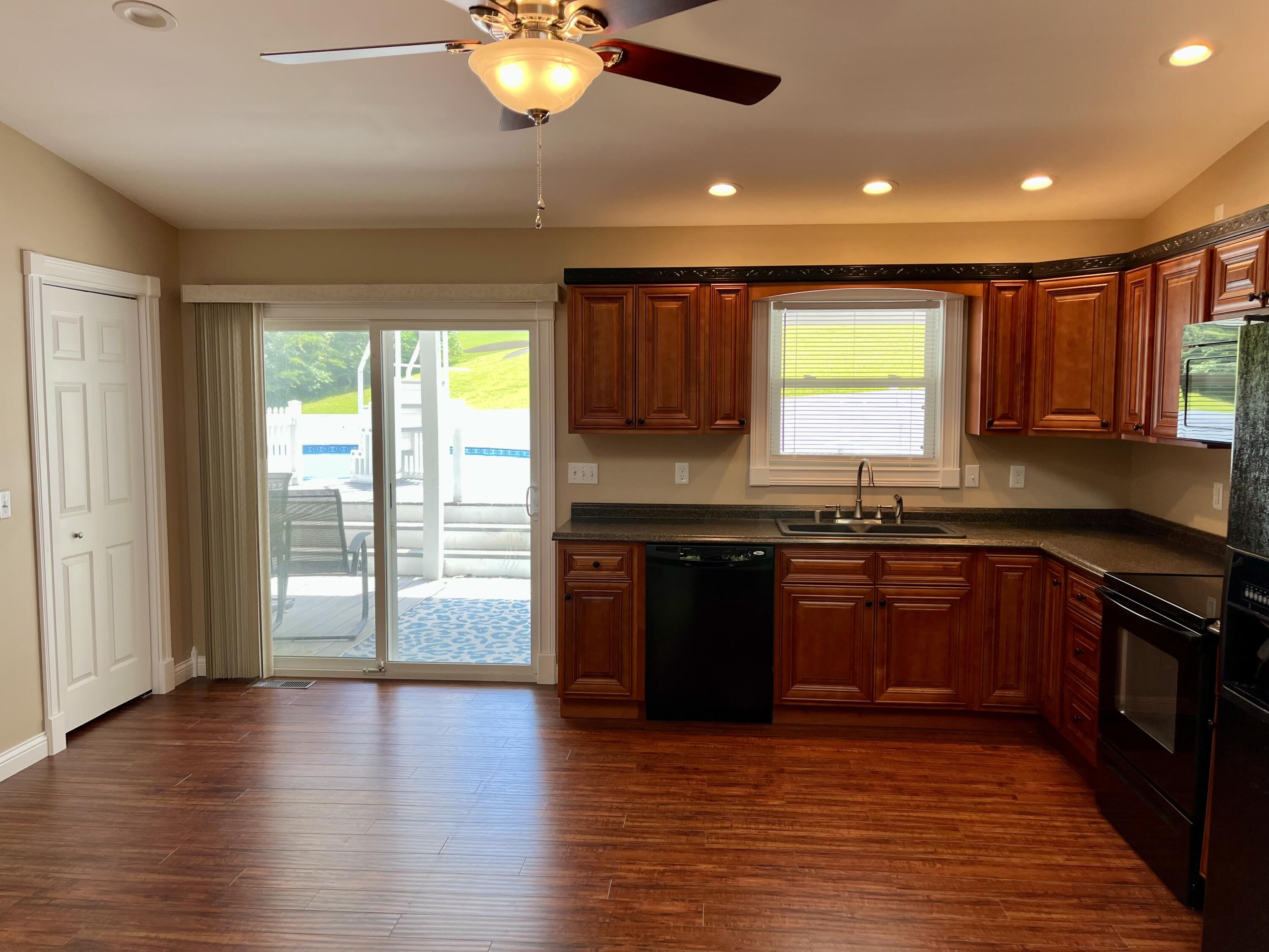 285 Hamilton Road Nancy, KY 42544 - Photo 43 of 111 kitchen 6