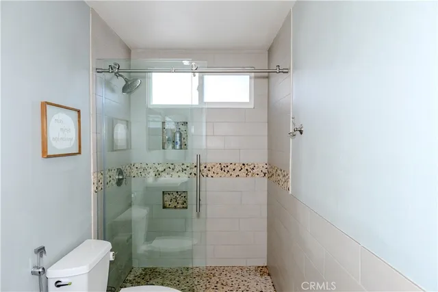 a house view with a outdoor space