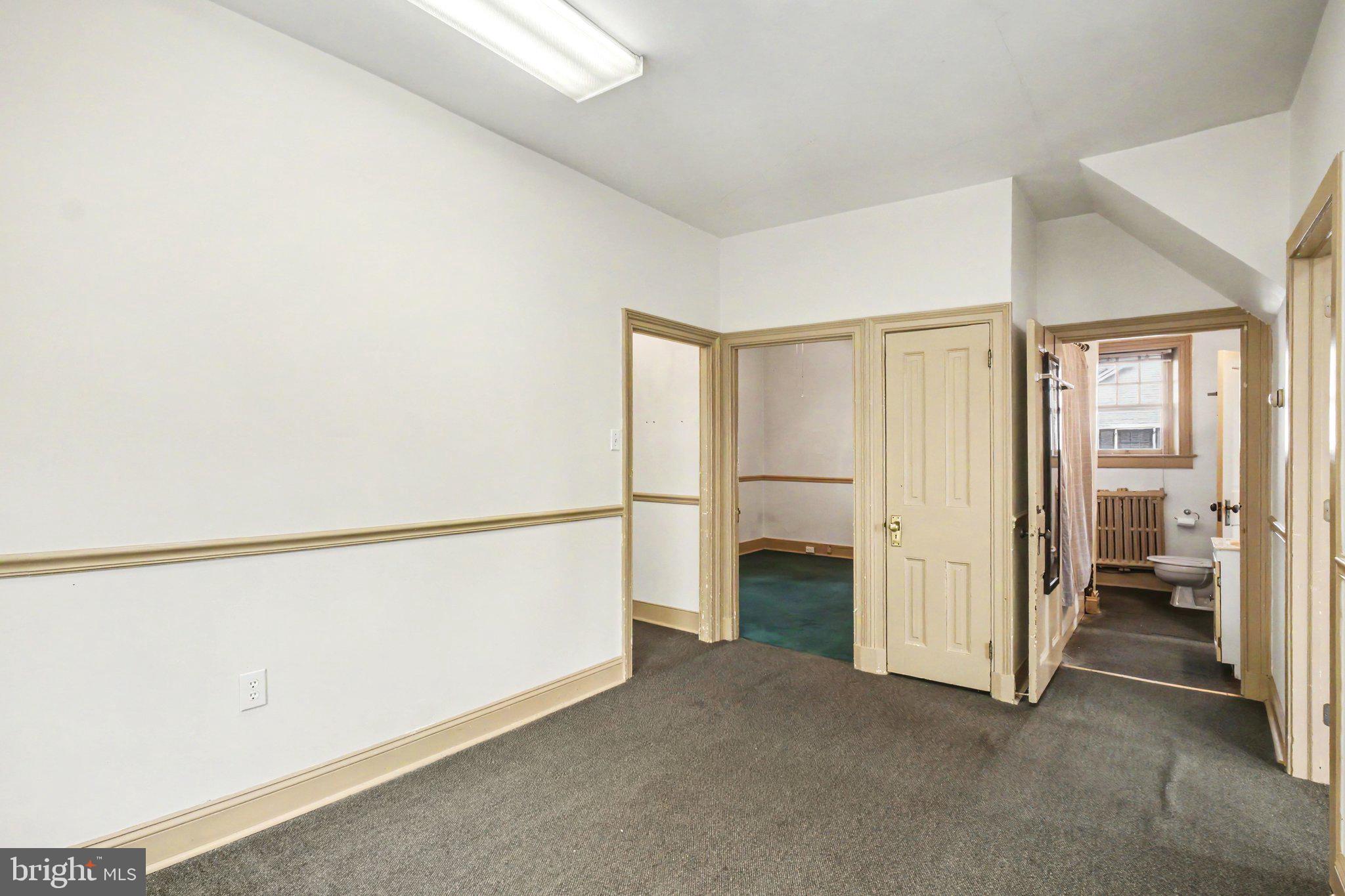 50 South Broad Street Lititz, PA 17543 - Photo 22 of 33