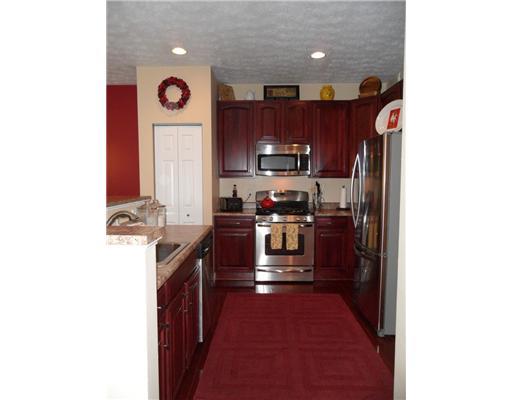 280 Maple Ridge Drive Canonsburg, PA 15317 - Photo 6 of 18 Kitchen.
