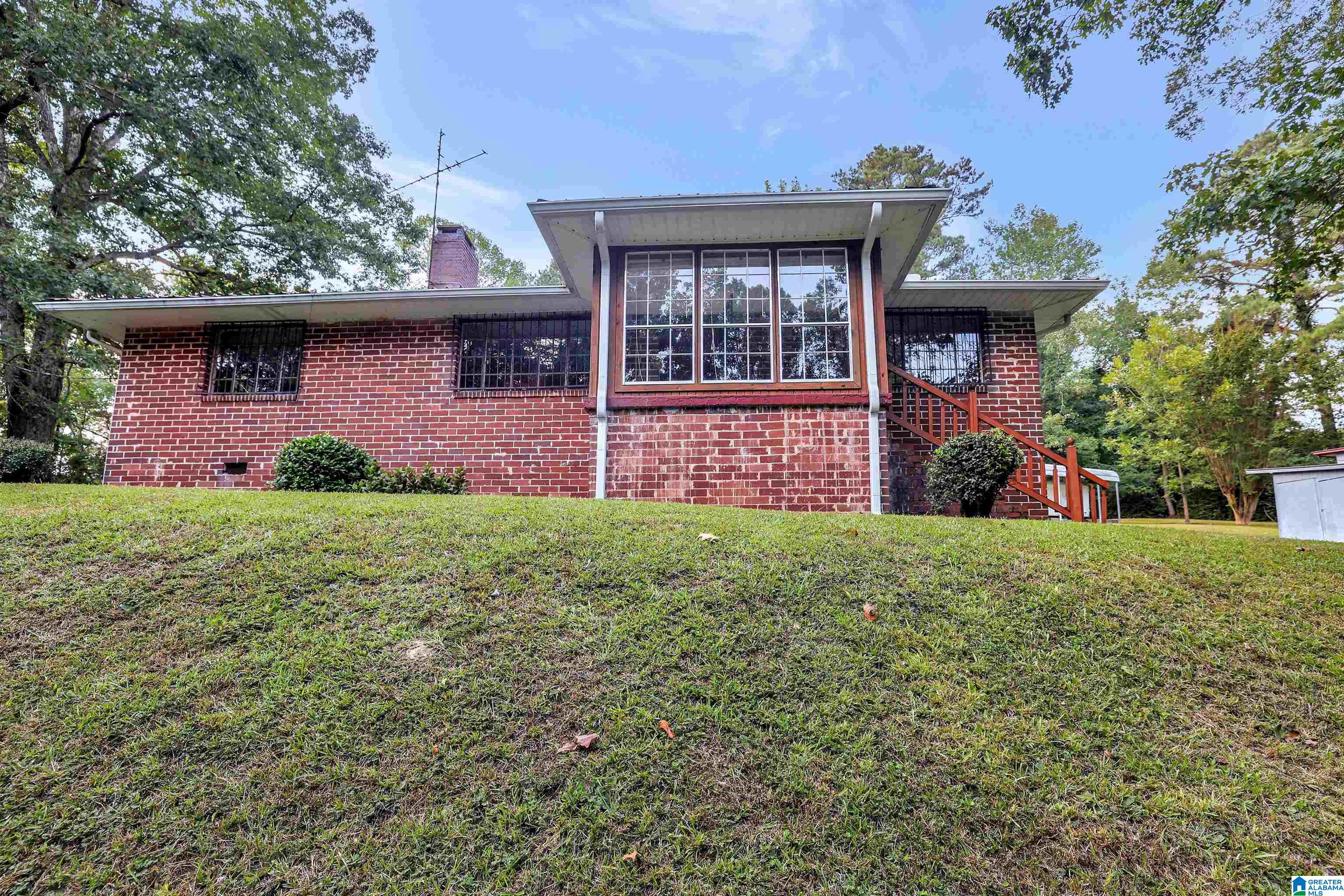 1605 Brownlee Road Birmingham, AL 35210 - Photo 23 of 36