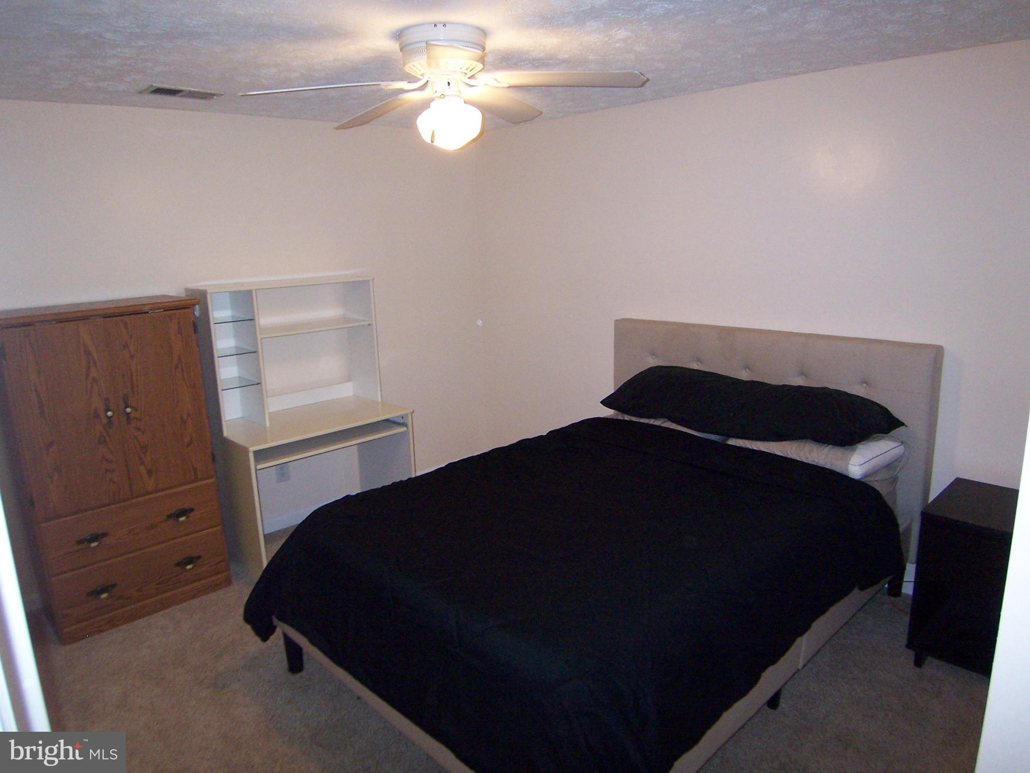 2402 Zion Road Baltimore, MD 21227 - Photo 15 of 28 Gallery Image 15