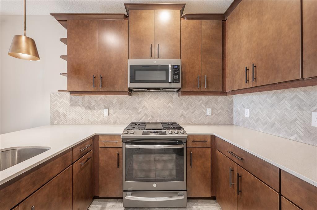 7212 Paradiso Drive Apollo Beach, FL 33572 - Photo 21 of 63