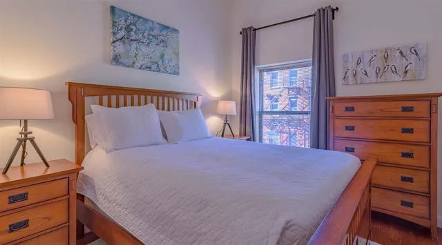 $4,800 | 340 Grove Street, Unit 3A, Jersey City, NJ 07302