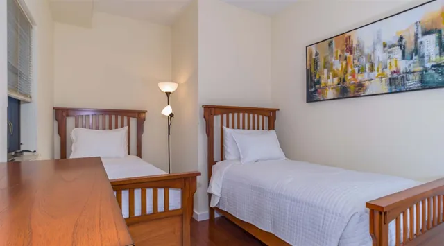 $4,800 | 340 Grove Street, Unit 3A, Jersey City, NJ 07302