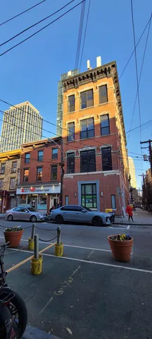 $4,800 | 340 Grove Street, Unit 3A, Jersey City, NJ 07302