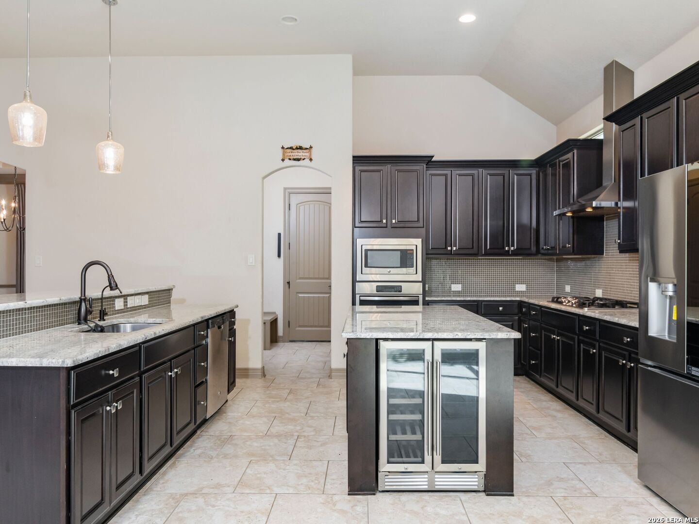 30142 Setterfeld Circle Fair Oaks Ranch, TX 78015 - Photo 13 of 47
