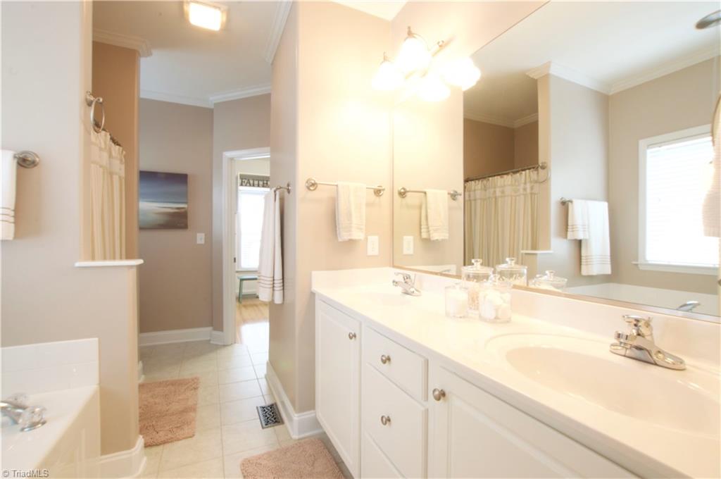 710 Barrocliff Road Clemmons, NC 27012 - Photo 13 of 26 Gallery Image 13