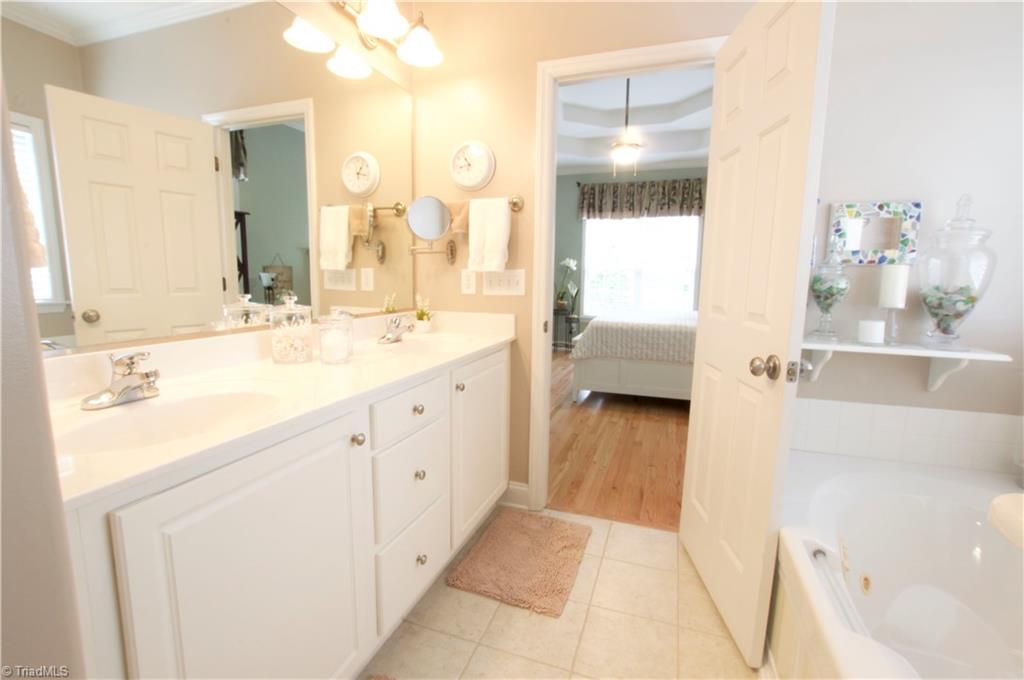 710 Barrocliff Road Clemmons, NC 27012 - Photo 14 of 26 Gallery Image 14