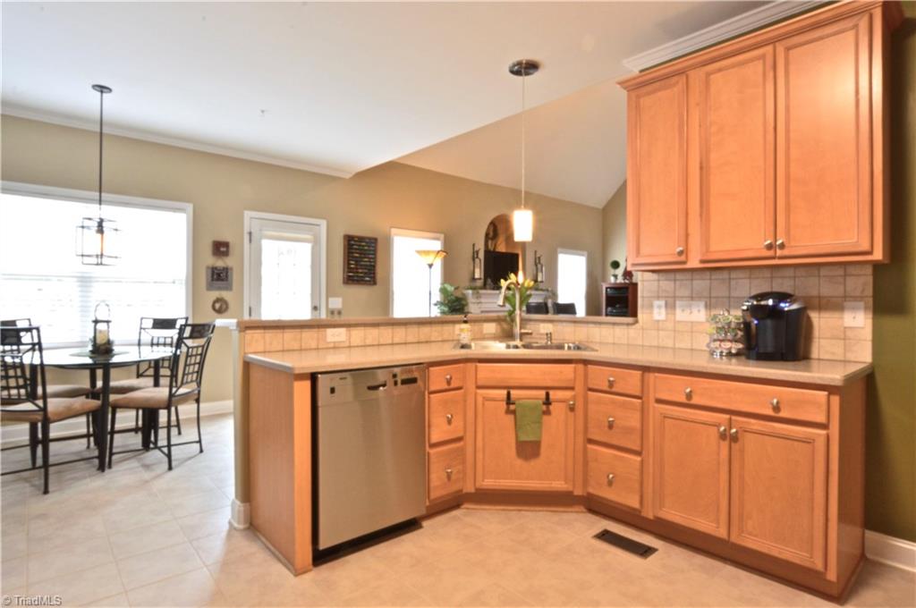 710 Barrocliff Road Clemmons, NC 27012 - Photo 8 of 26 Gallery Image 8