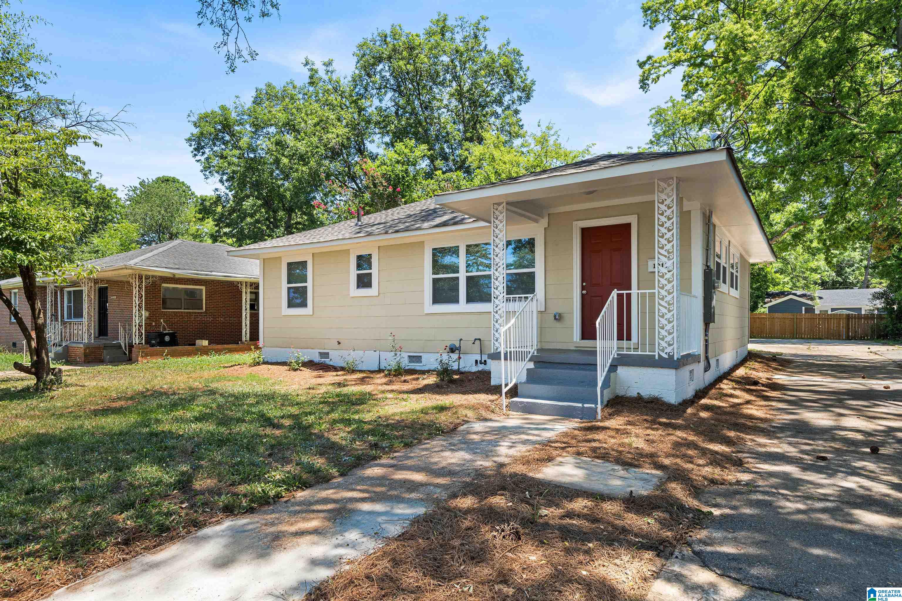 1219 18th Way Southwest Birmingham, AL 35211 - Photo 10 of 34