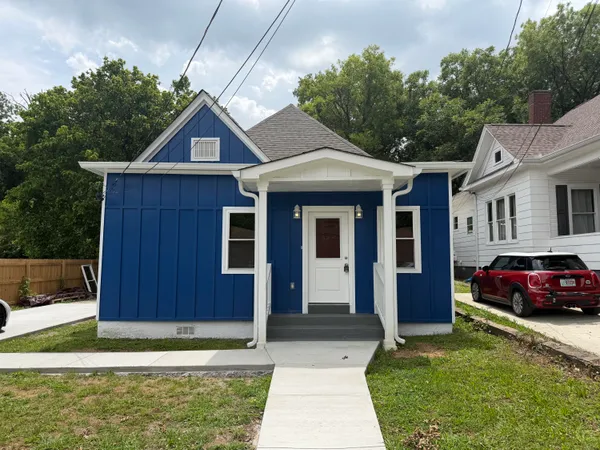 $325,000 | 2708 North Chamberlain Avenue, Chattanooga, TN 37406