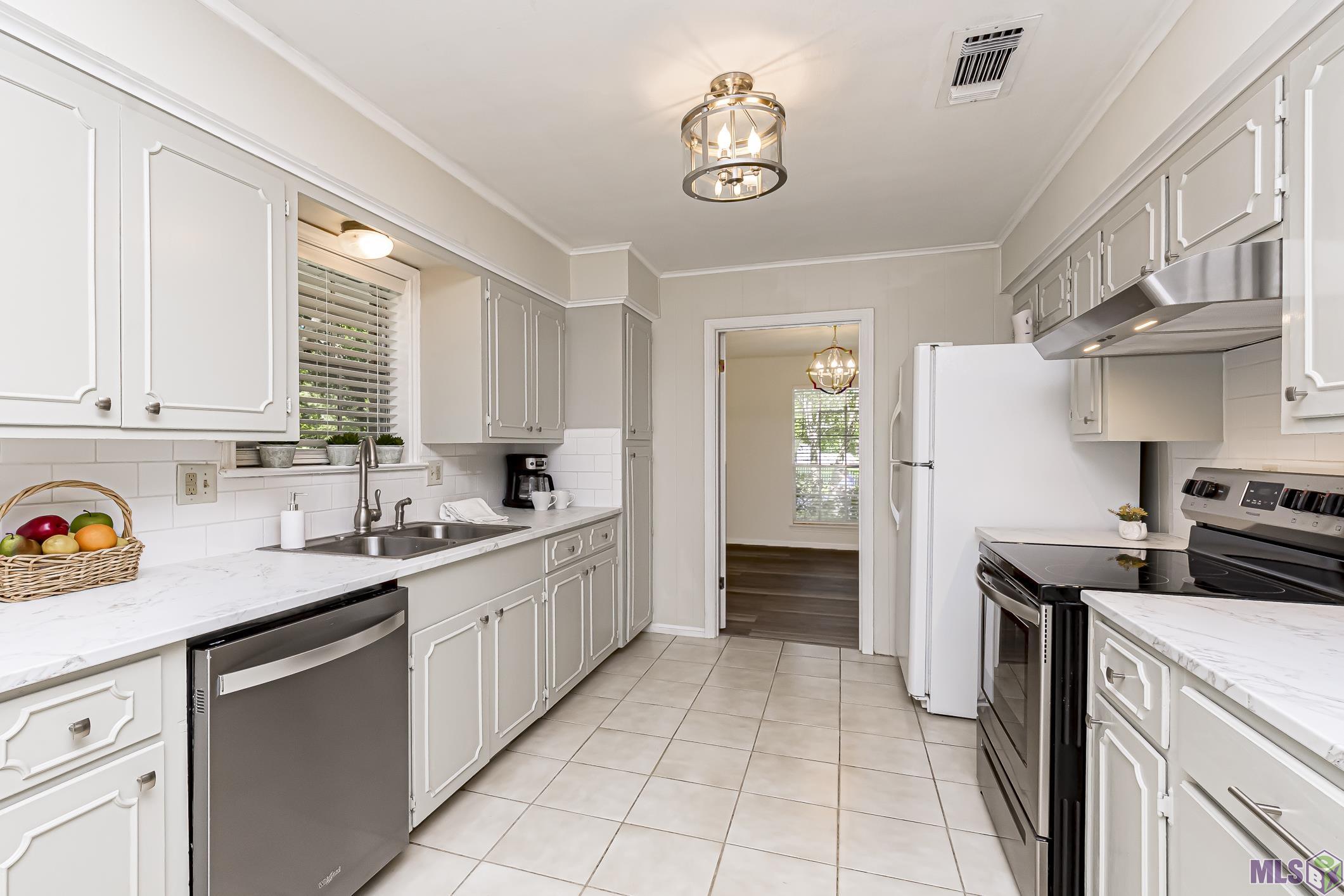 630 Rue Crozat Baton Rouge, LA 70810 - Photo 11 of 46