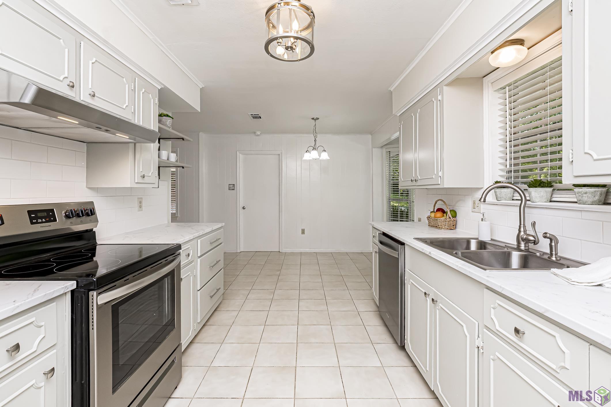 630 Rue Crozat Baton Rouge, LA 70810 - Photo 12 of 46