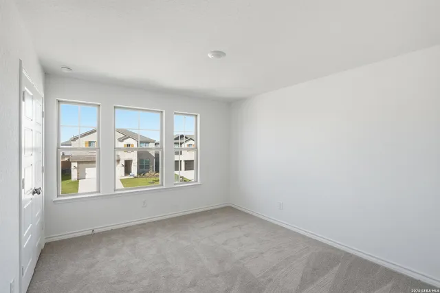 $389,020 | 434 Nightingale Avenue, Marion, TX 78124