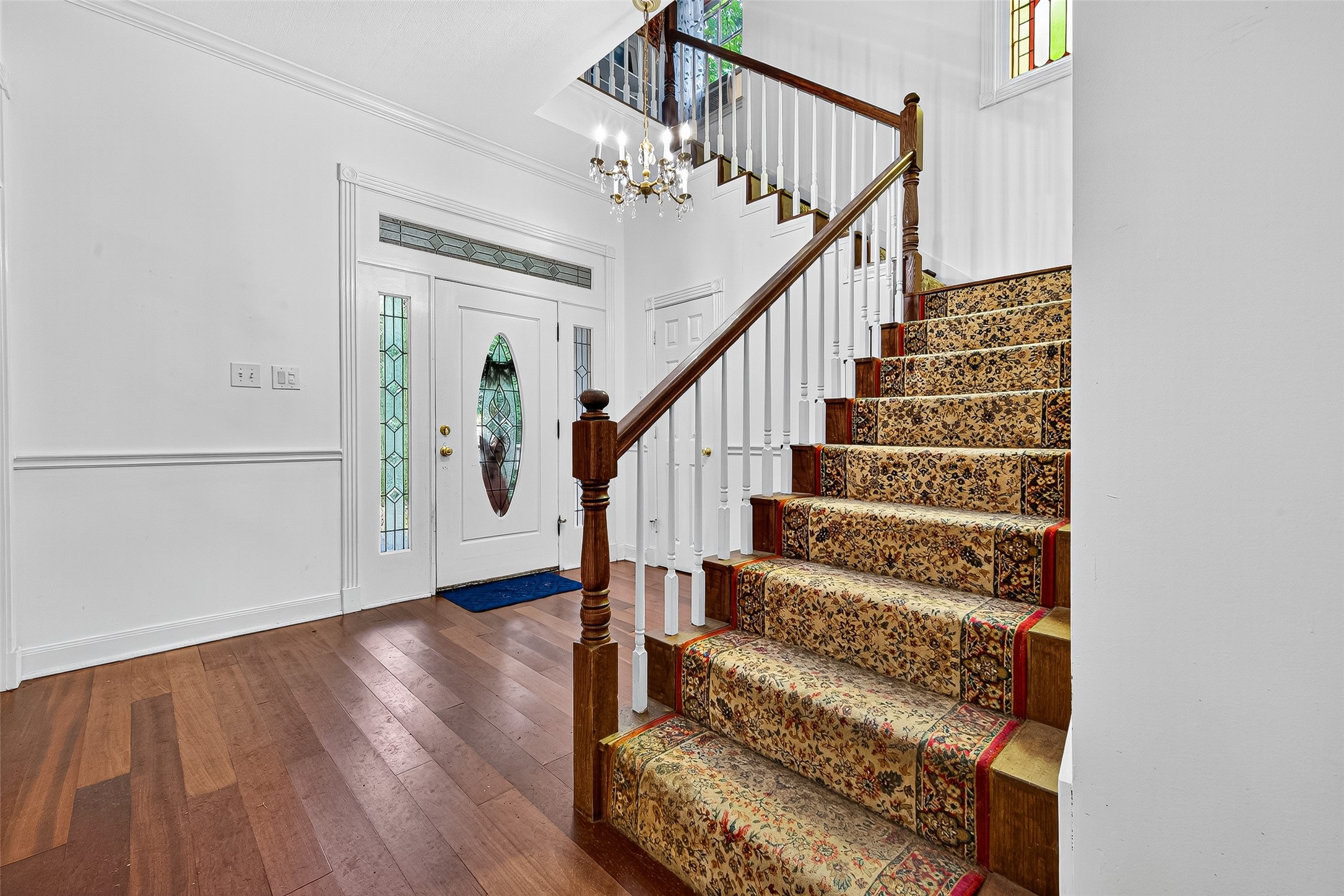 10116 Brighton Lane Houston, TX 77031 - Photo 12 of 50 a view of entryway and hall with wooden floor
