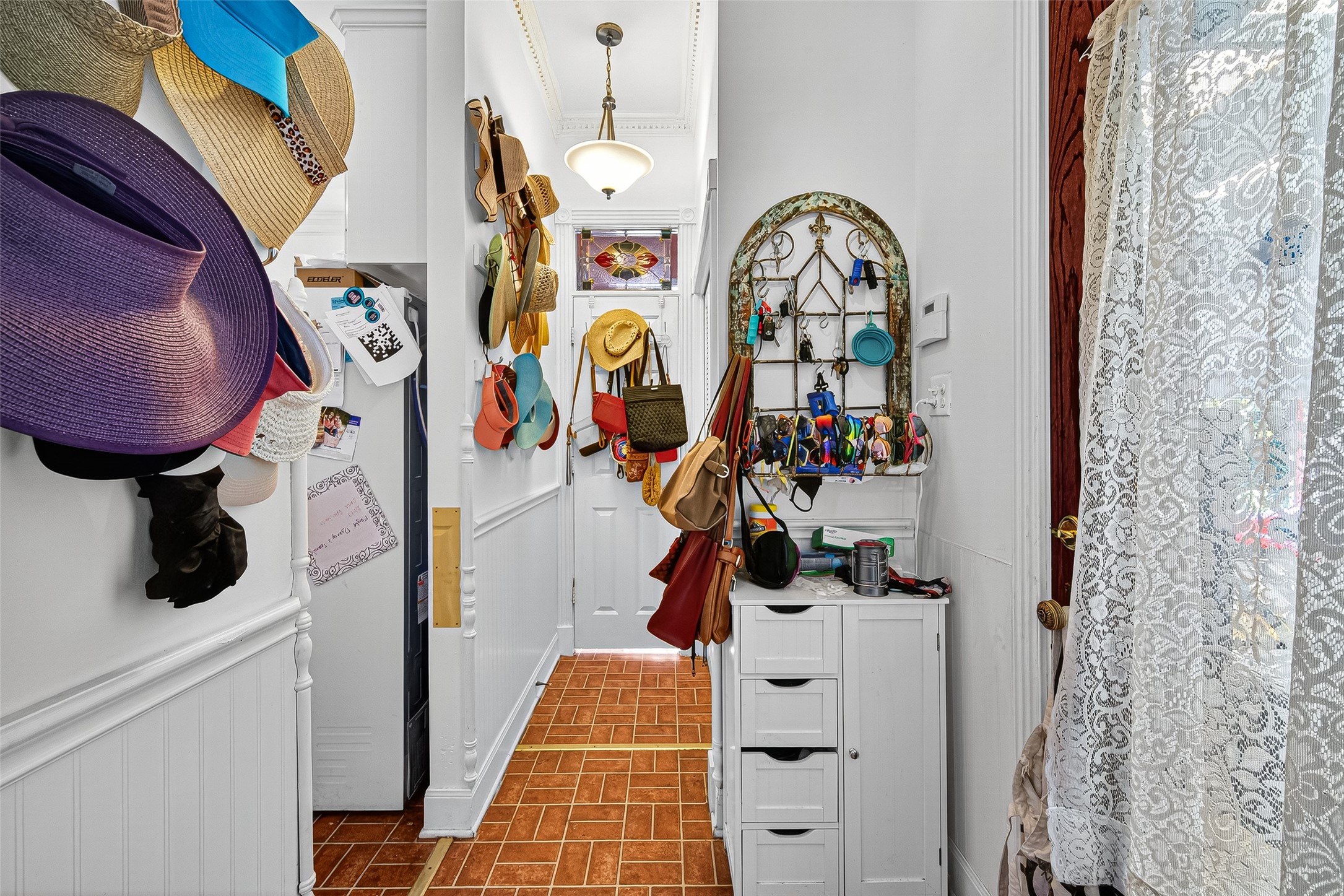 10116 Brighton Lane Houston, TX 77031 - Photo 27 of 50 a view of living room with baby crib and furniture