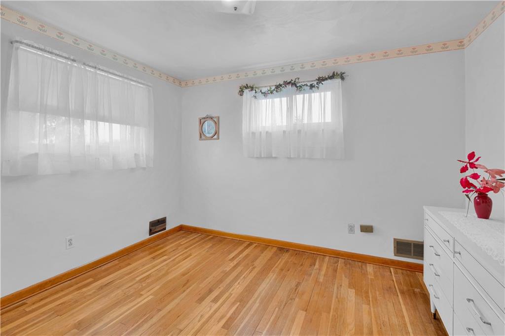 3767 Mt Troy Road Pittsburgh, PA 15212 - Photo 16 of 25 Gallery Image 16