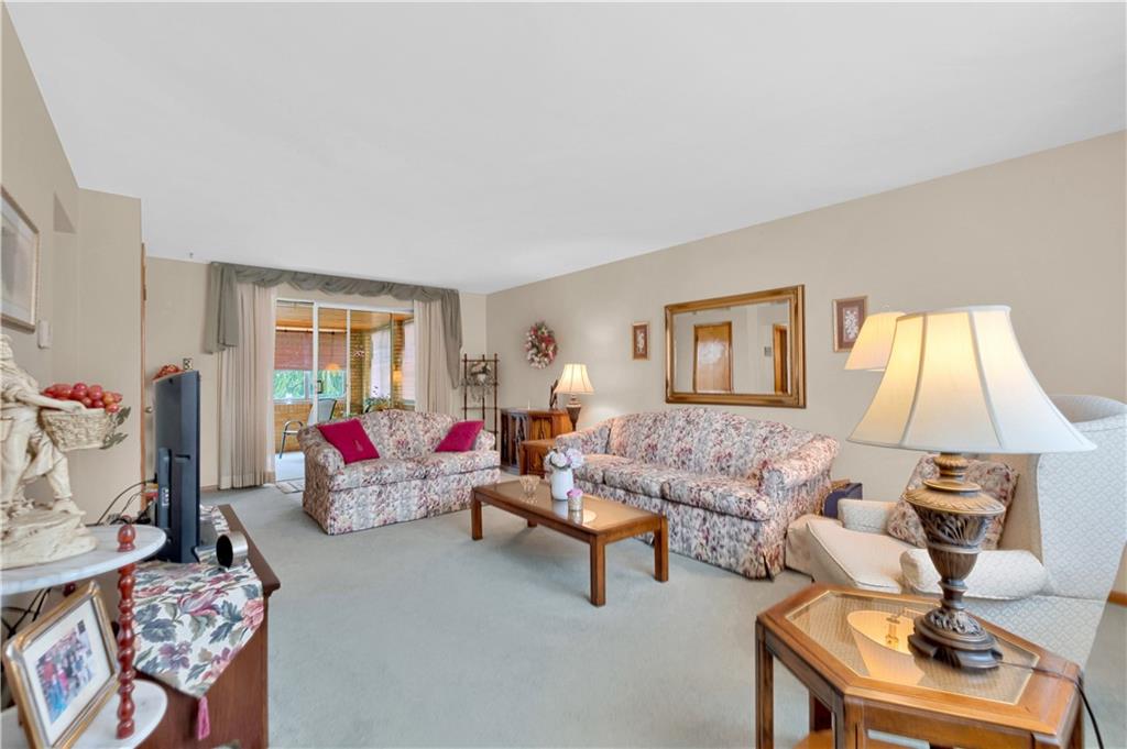 3767 Mt Troy Road Pittsburgh, PA 15212 - Photo 3 of 25 Gallery Image 3